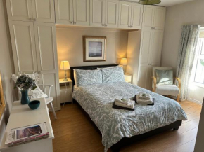 Marine Villa B&B
